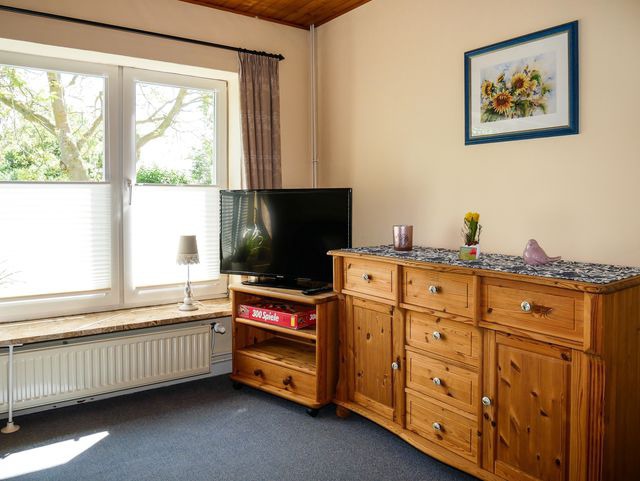 Ferienhaus in Fehmarn OT Schlagsdorf - "FH unterm Walnussbaum" - Julia - Doppelhaush&auml;lfte - Bild 2