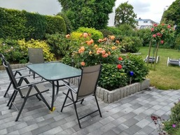 FeWo"Am Deich", Box -Bett, Terrasse, eign . Garten. 70m zum Strand, Fahrradgarage