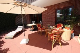 Landhaus am See - mit Terrasse und Strandkorb