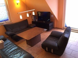 Moderne Ferienwohnung für 4 Personen mit Balkon