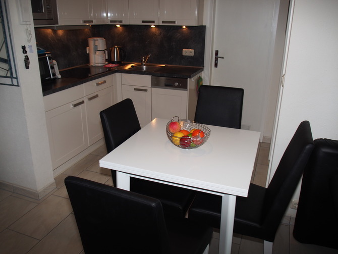 Ferienwohnung in Kühlungsborn - Strandstraße 32 - Essbereich