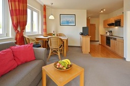 Ferienwohnung 12 f&uuml;r 6 Personen strandnah in Sellin auf R&uuml;gen Villa Celia WLAN SAUNA