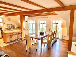 Familienferienhaus R&uuml;genbrise gemeinsames Urlauben mit Steg auf R&uuml;gen