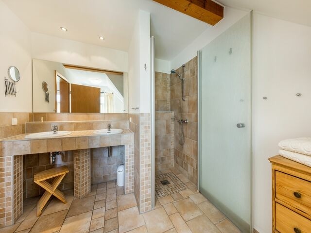 Ferienhaus in Garz - Familienferienhaus R&uuml;genbrise gemeinsames Urlauben mit Steg auf R&uuml;gen - Bild 17